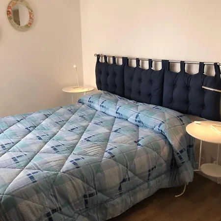 Milanbed Lägenhet